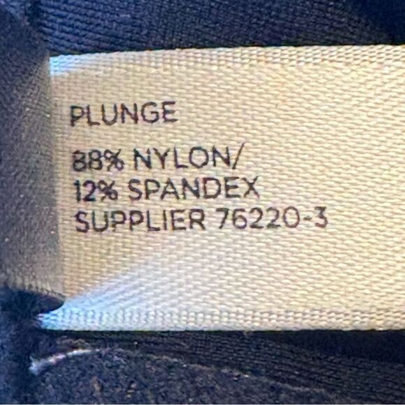 Ambrielle Black Full Figure Plunge Bra with Underwire Padded 38DD - Picture 4 of 8